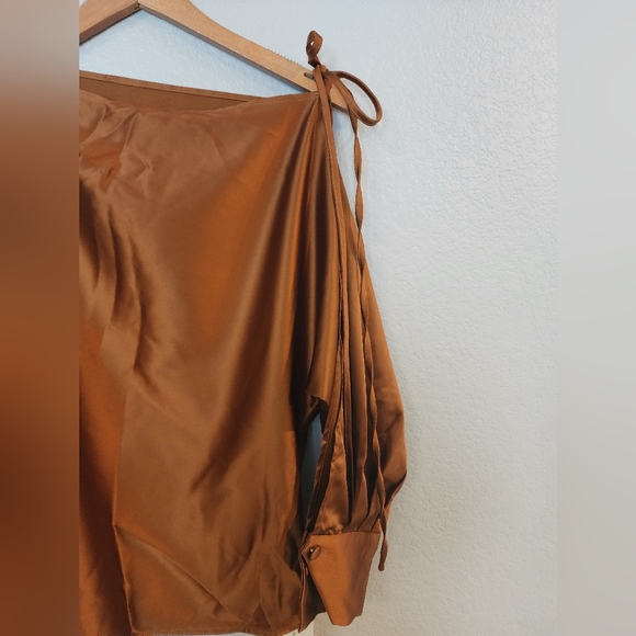 Satin Asymmetrical Cold Shoulder Tie Blouse - Picture 2 of 12